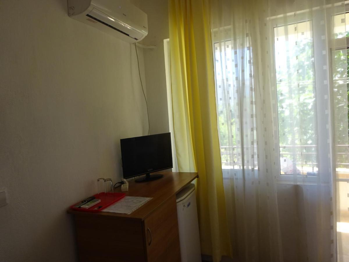 Hotel Hrisi à TTchernomorets Extérieur photo