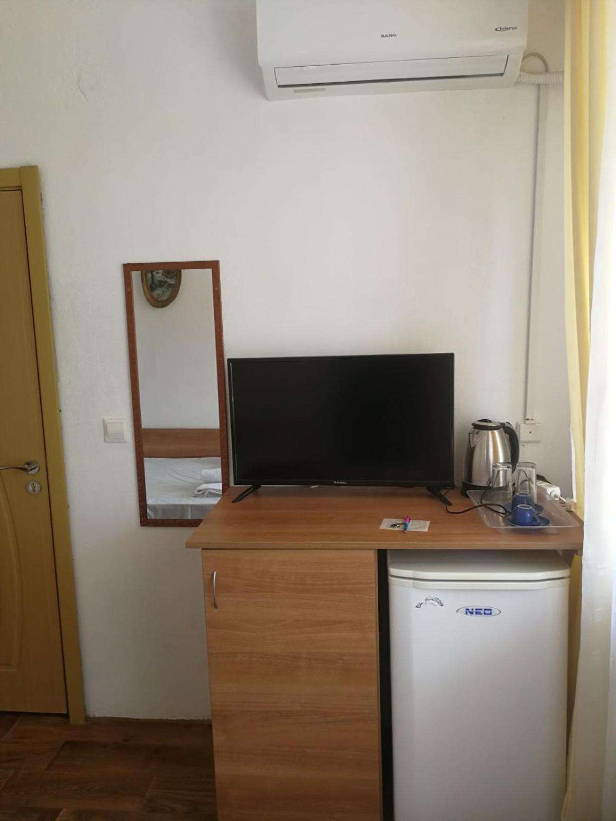 Hotel Hrisi à TTchernomorets Extérieur photo