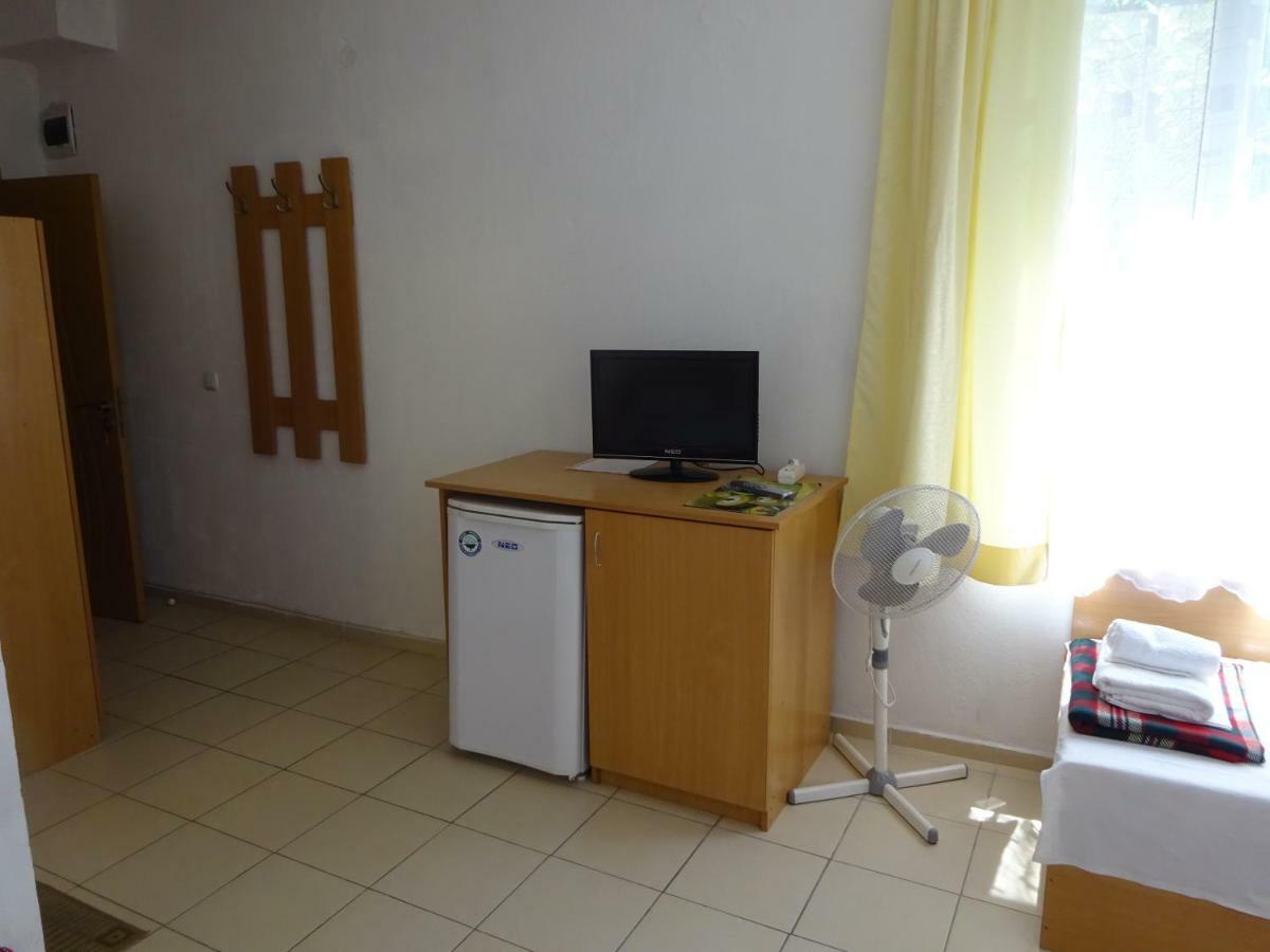 Hotel Hrisi à TTchernomorets Extérieur photo