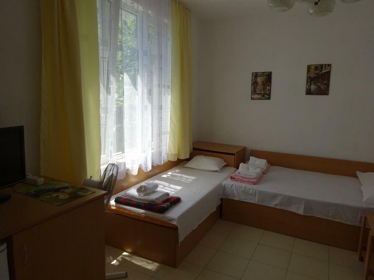 Hotel Hrisi à TTchernomorets Extérieur photo